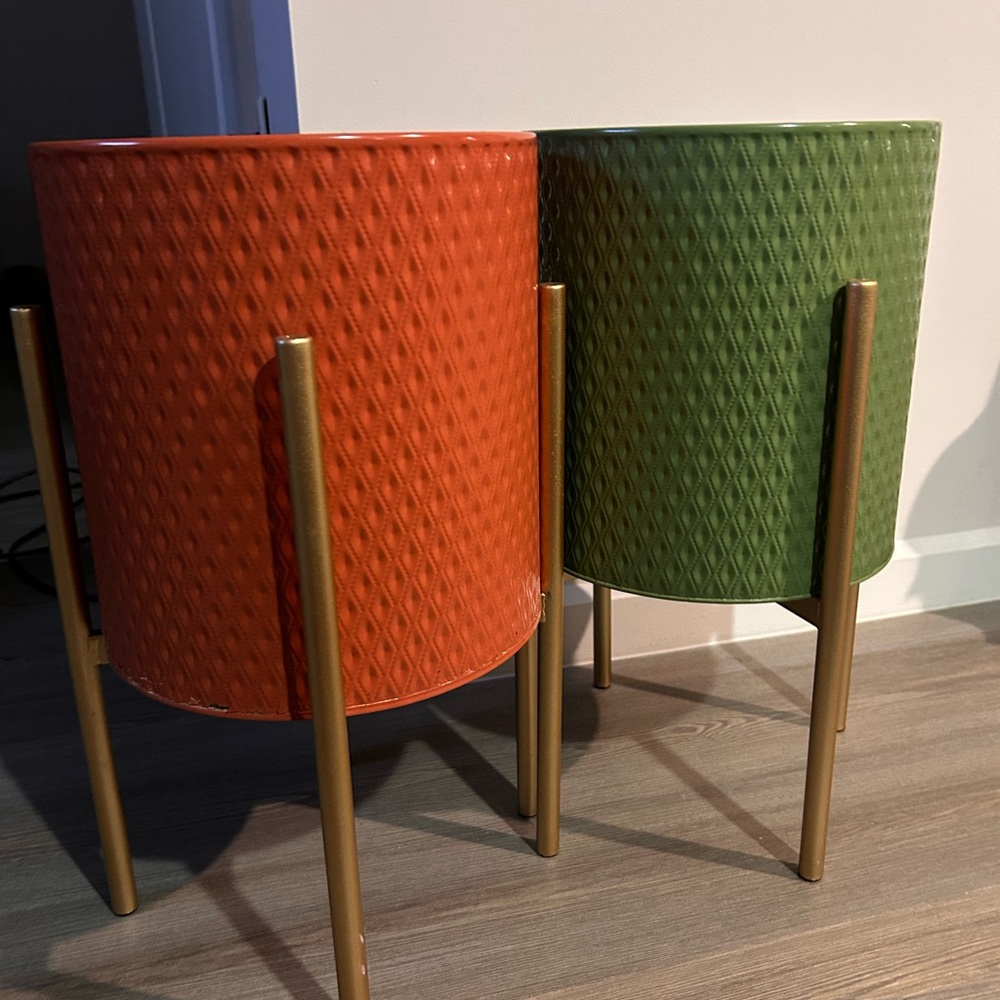 Vibrant Orange and Green Textured Vases with Gold Stands